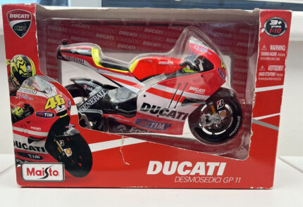 MAISTO 1:18 DIE CAST DUCATI DESMOSEDICI GP 11 VALENTINO ROSSI. 2011
